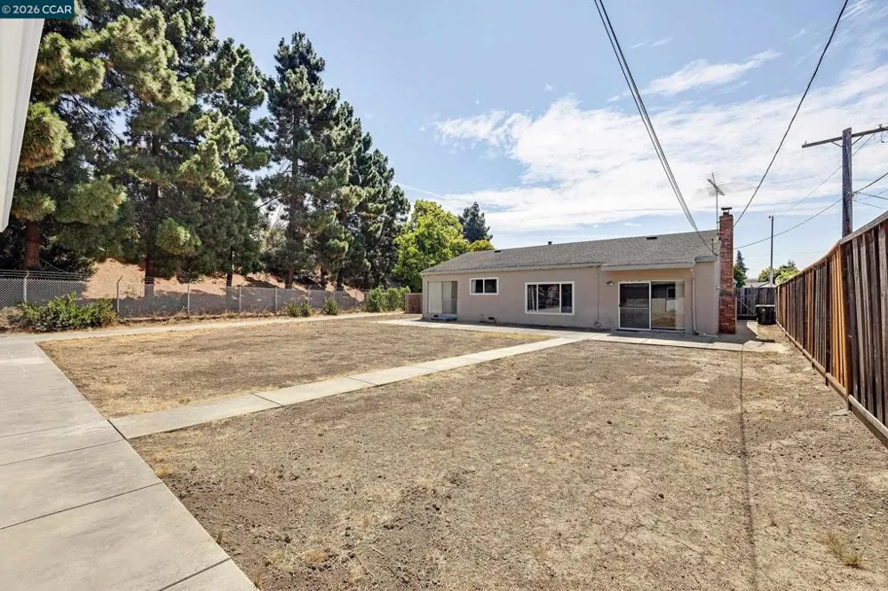 38087 Young Dr Fremont, CA 94536