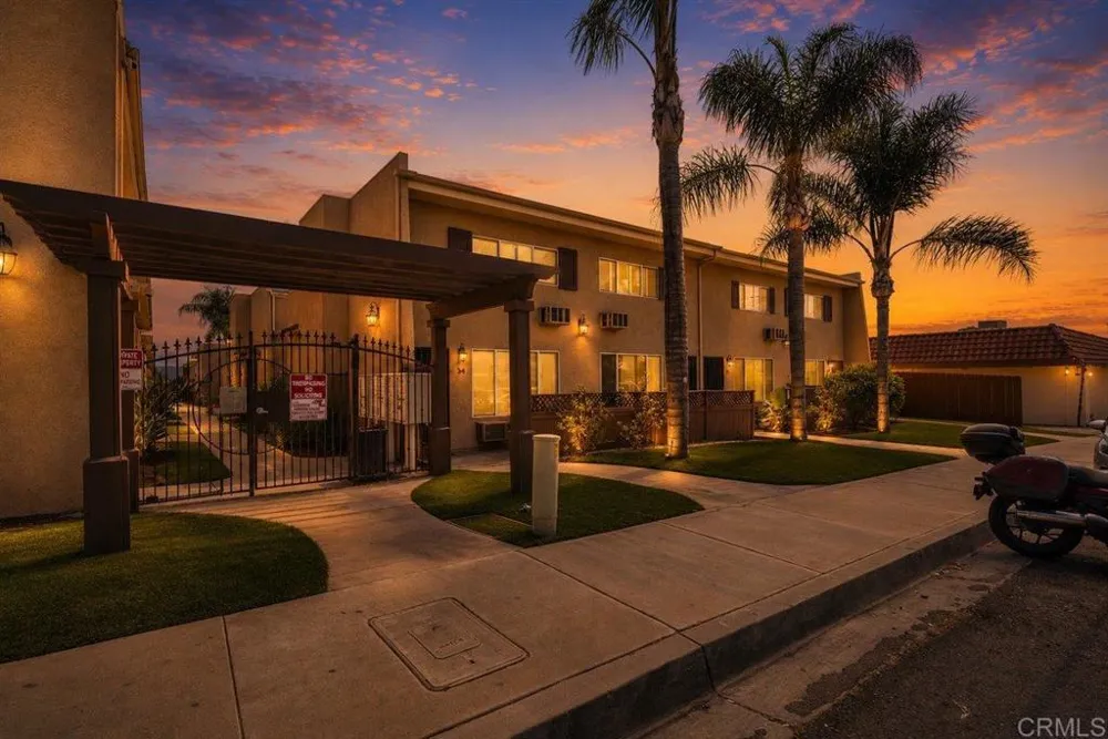 1321 Greenfield Drive El Cajon, CA 92021