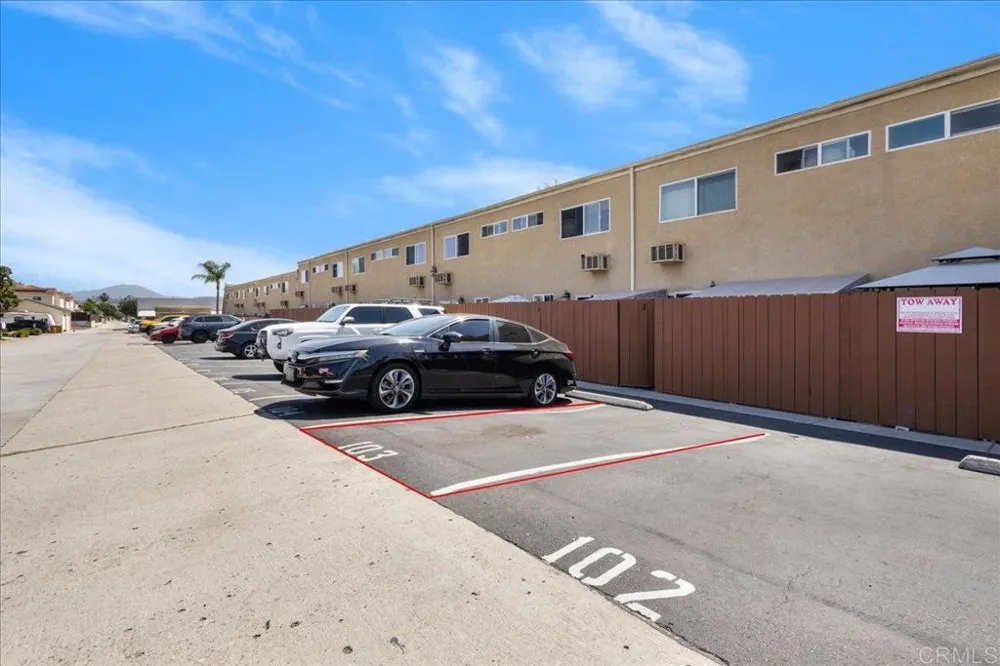 1321 Greenfield Drive El Cajon, CA 92021