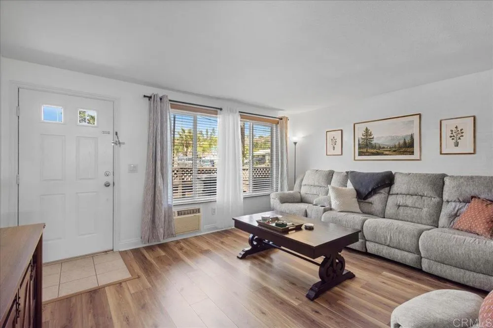 1321 Greenfield Drive El Cajon, CA 92021