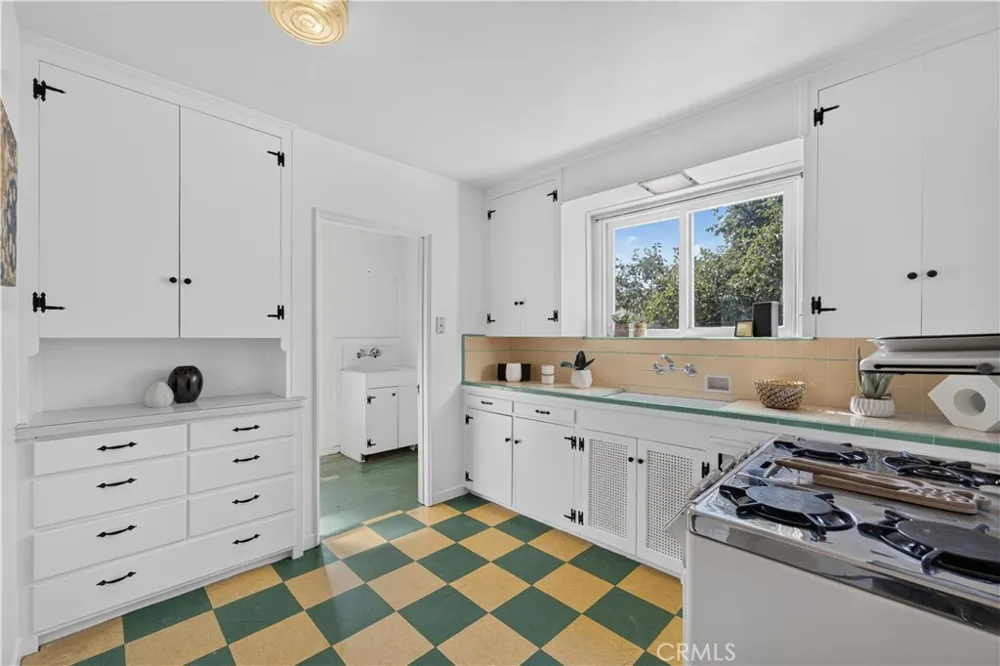 590 Prescott Street Pasadena, CA 91104