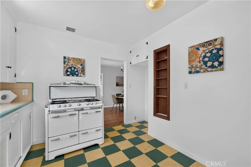 590 Prescott Street Pasadena, CA 91104