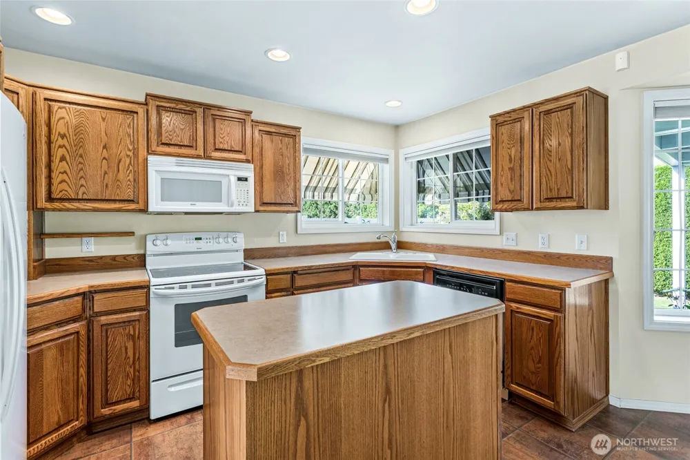 606 S 56th Avenue Yakima, WA 98908