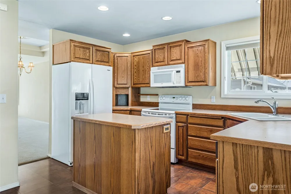 606 S 56th Avenue Yakima, WA 98908