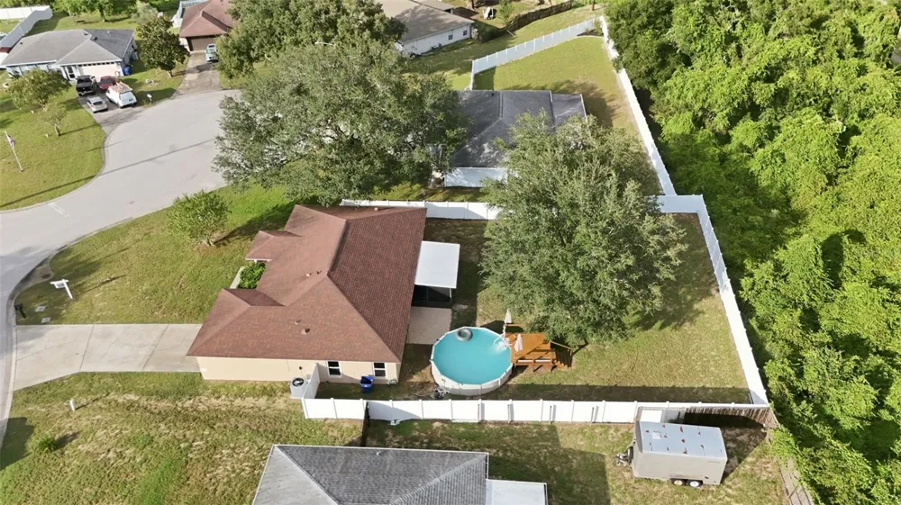 236 COUNTRY LAKES CIRCLE Groveland, FL 34736