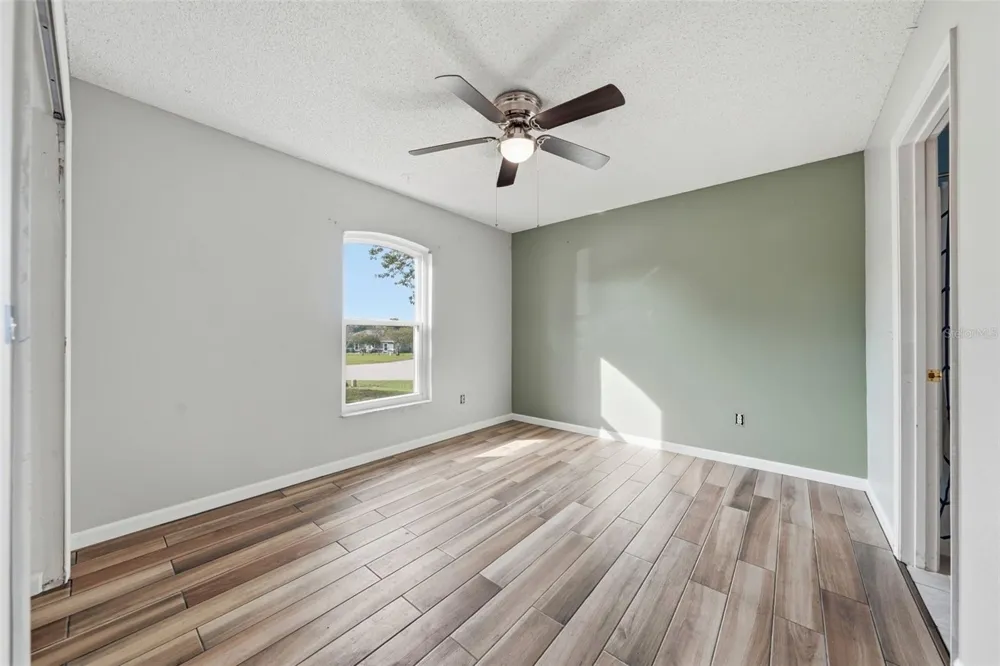 236 COUNTRY LAKES CIRCLE Groveland, FL 34736