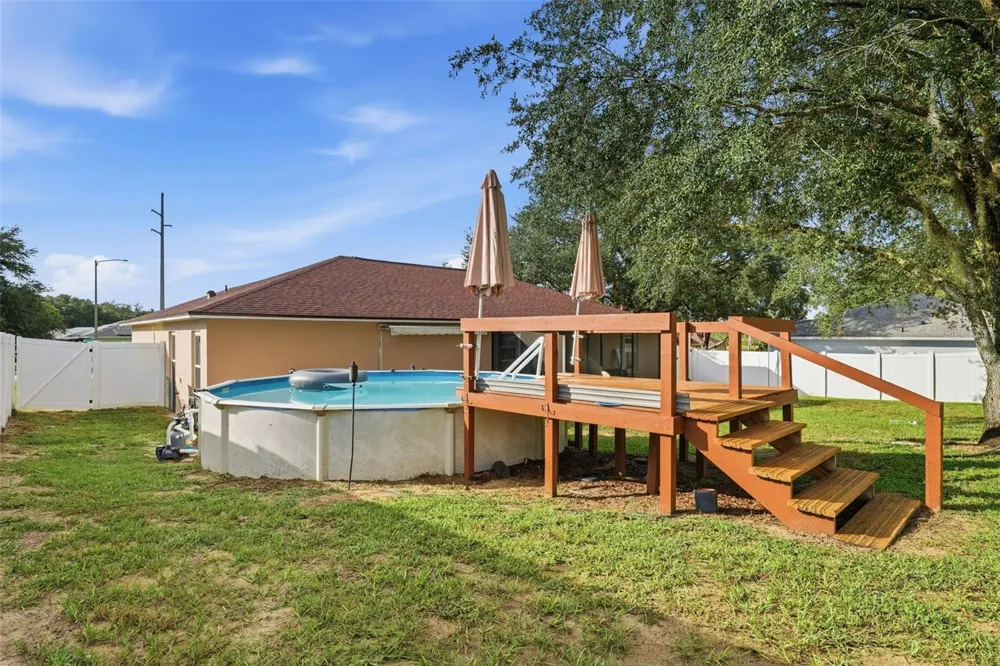 236 COUNTRY LAKES CIRCLE Groveland, FL 34736
