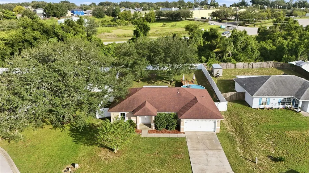 236 COUNTRY LAKES CIRCLE Groveland, FL 34736