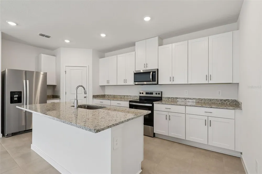 81 WANDERING CREEK WAY Palm Coast, FL 32164