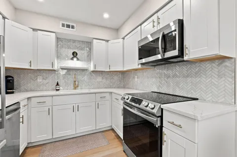 5858 Brentwood Trce