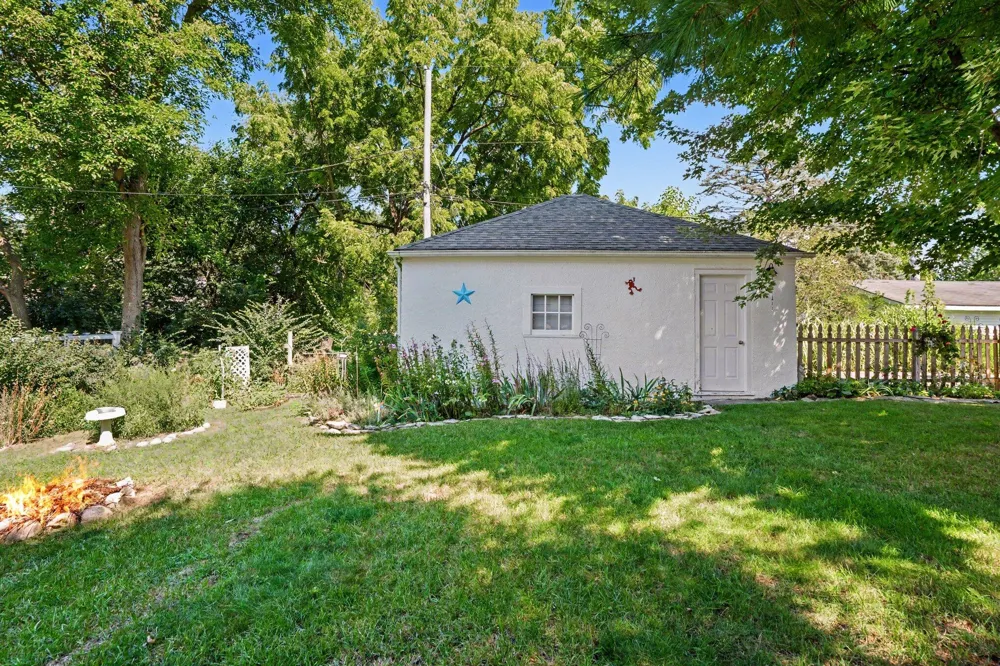 106 14th Street Niles City, MI 49120