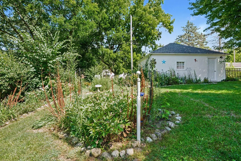 106 14th Street Niles City, MI 49120