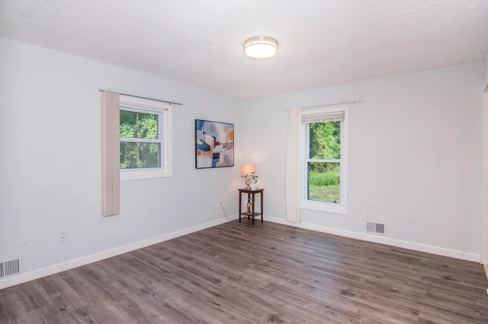 21411 Orchard Lake Road Farmington Hills City, MI 48336