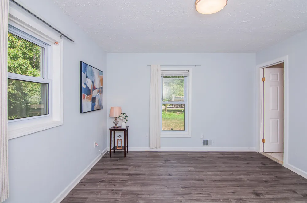 21411 Orchard Lake Road Farmington Hills City, MI 48336