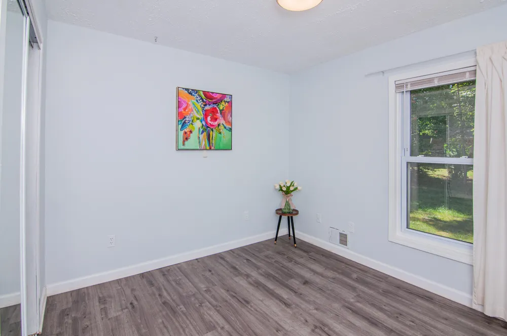 21411 Orchard Lake Road Farmington Hills City, MI 48336