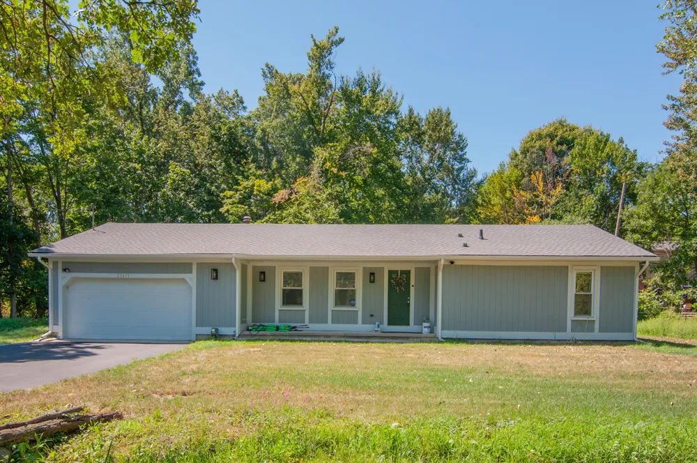 21411 Orchard Lake Road Farmington Hills City, MI 48336