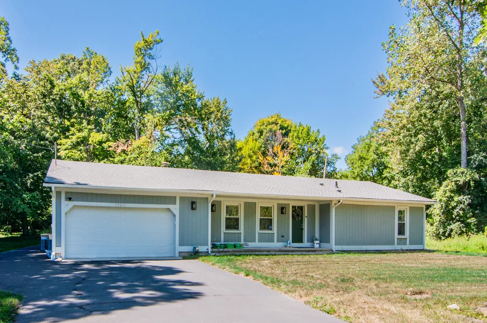 21411 Orchard Lake Road Farmington Hills City, MI 48336