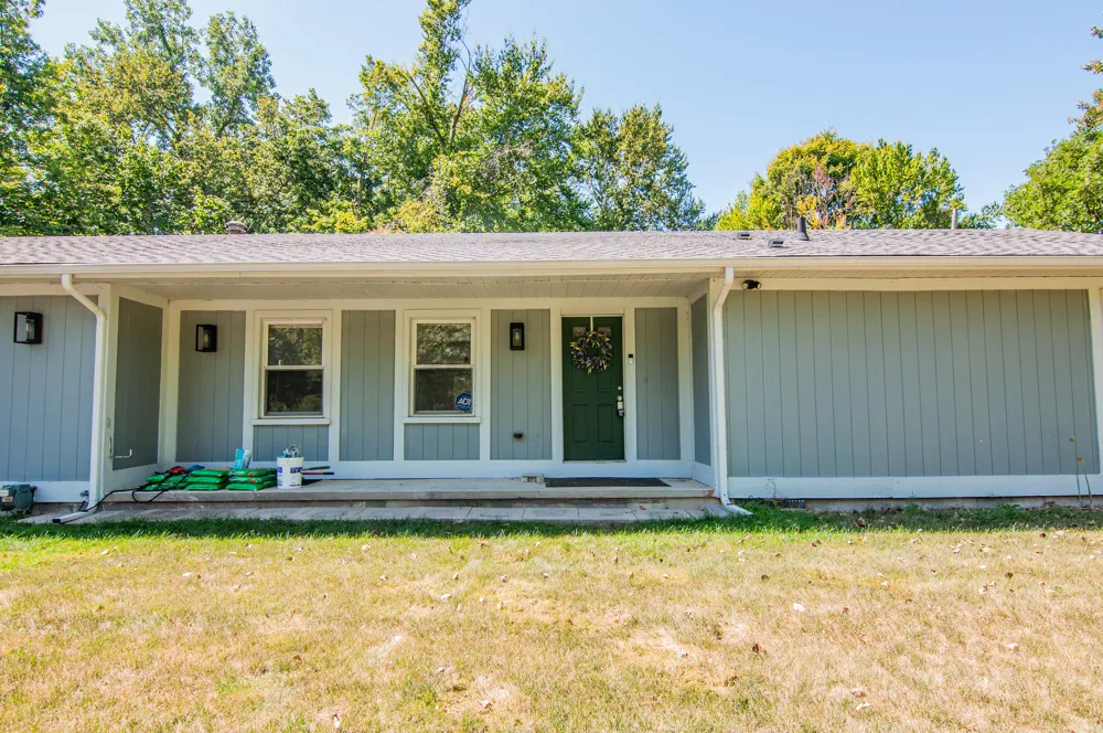 21411 Orchard Lake Road Farmington Hills City, MI 48336