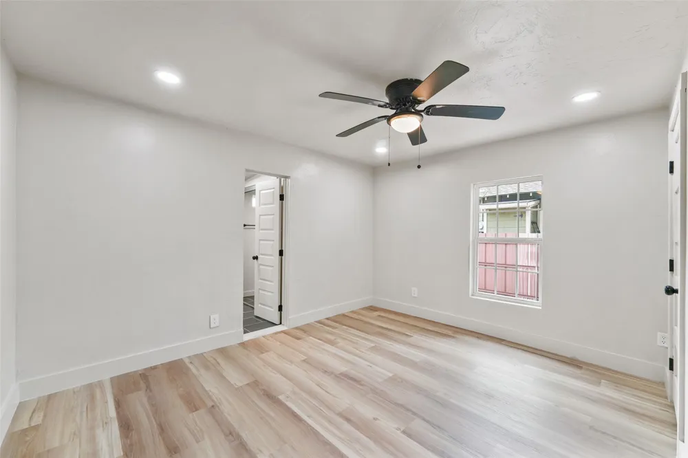 2520 Dell Street Fort Worth, TX 76111