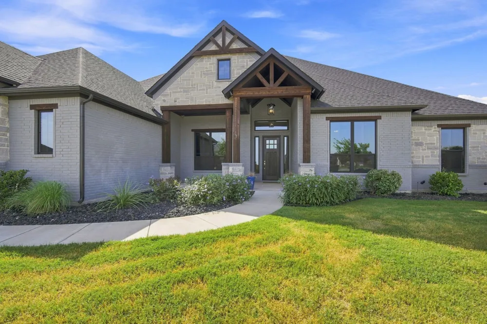 400 Dove Meadow Trail Waxahachie, TX 75167
