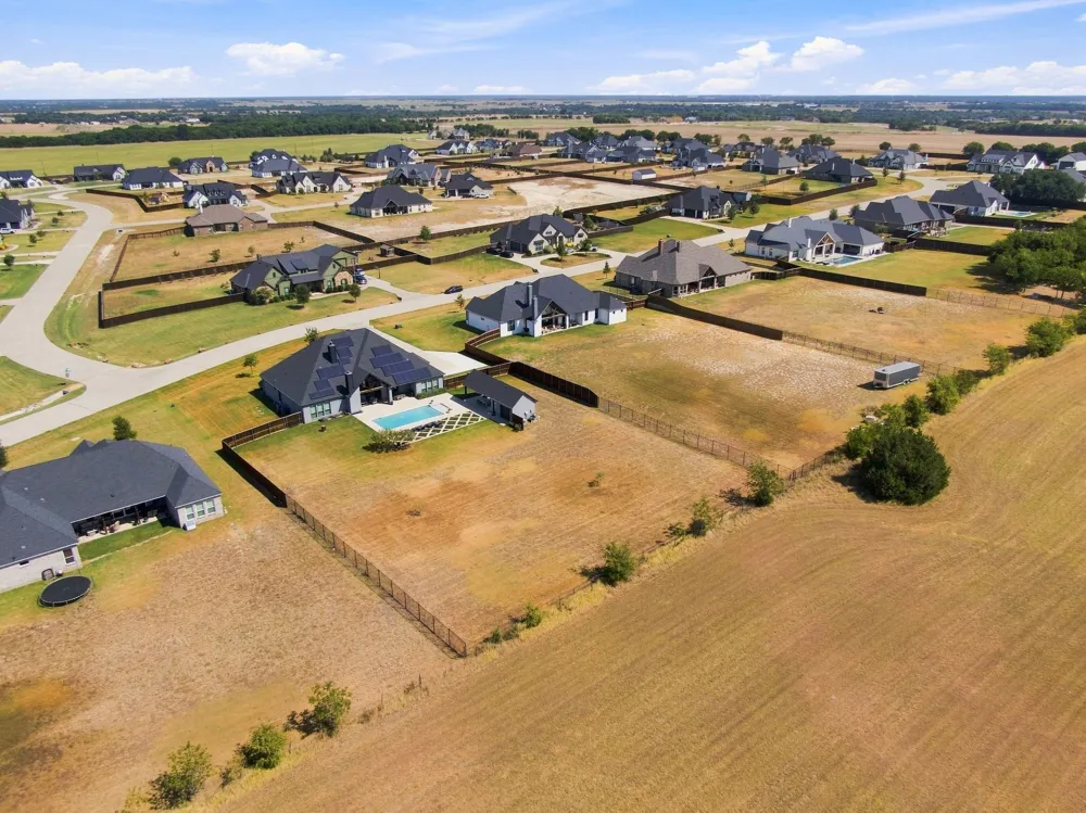 400 Dove Meadow Trail Waxahachie, TX 75167