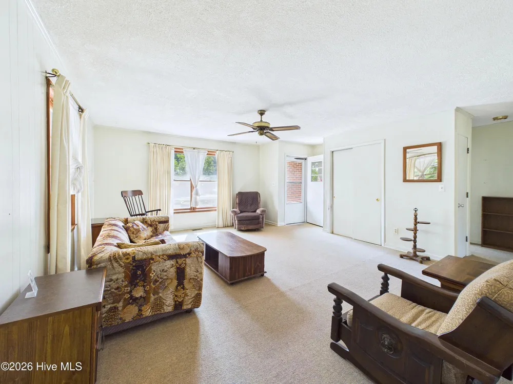 425 Norton Street Oak Island, NC 28465