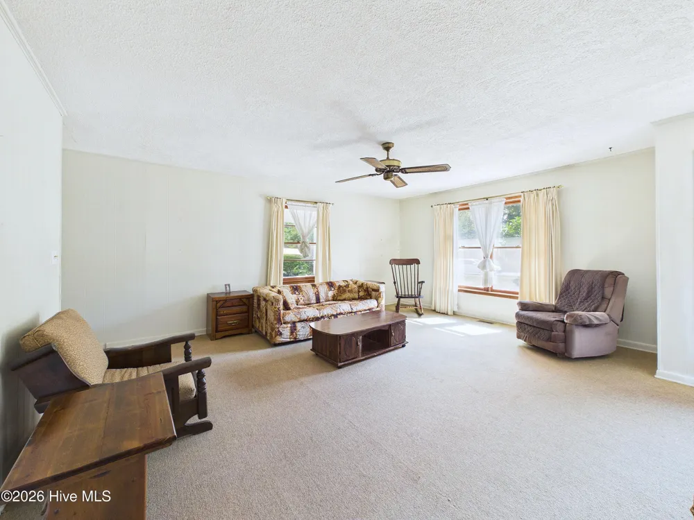 425 Norton Street Oak Island, NC 28465