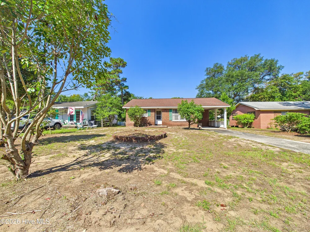 425 Norton Street Oak Island, NC 28465