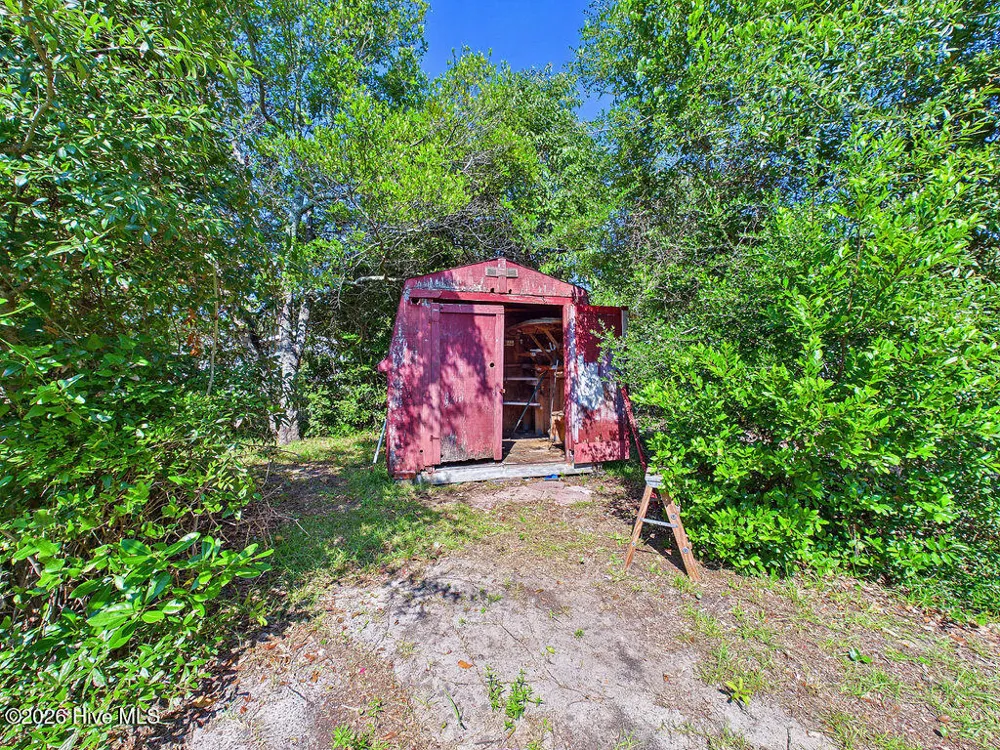 425 Norton Street Oak Island, NC 28465