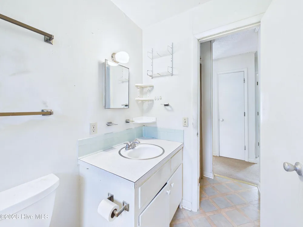 425 Norton Street Oak Island, NC 28465