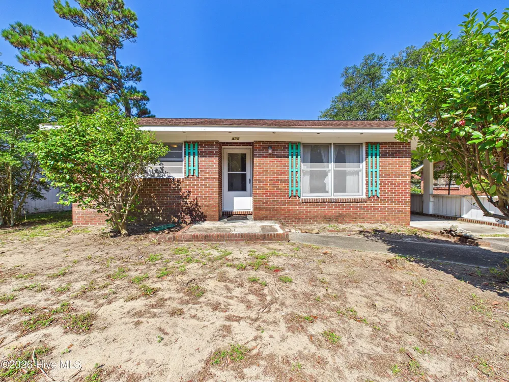 425 Norton Street Oak Island, NC 28465