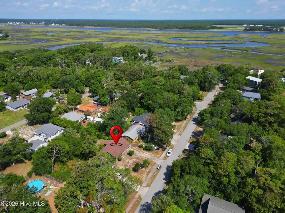 425 Norton Street Oak Island, NC 28465