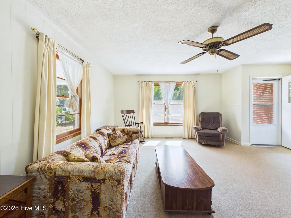 425 Norton Street Oak Island, NC 28465