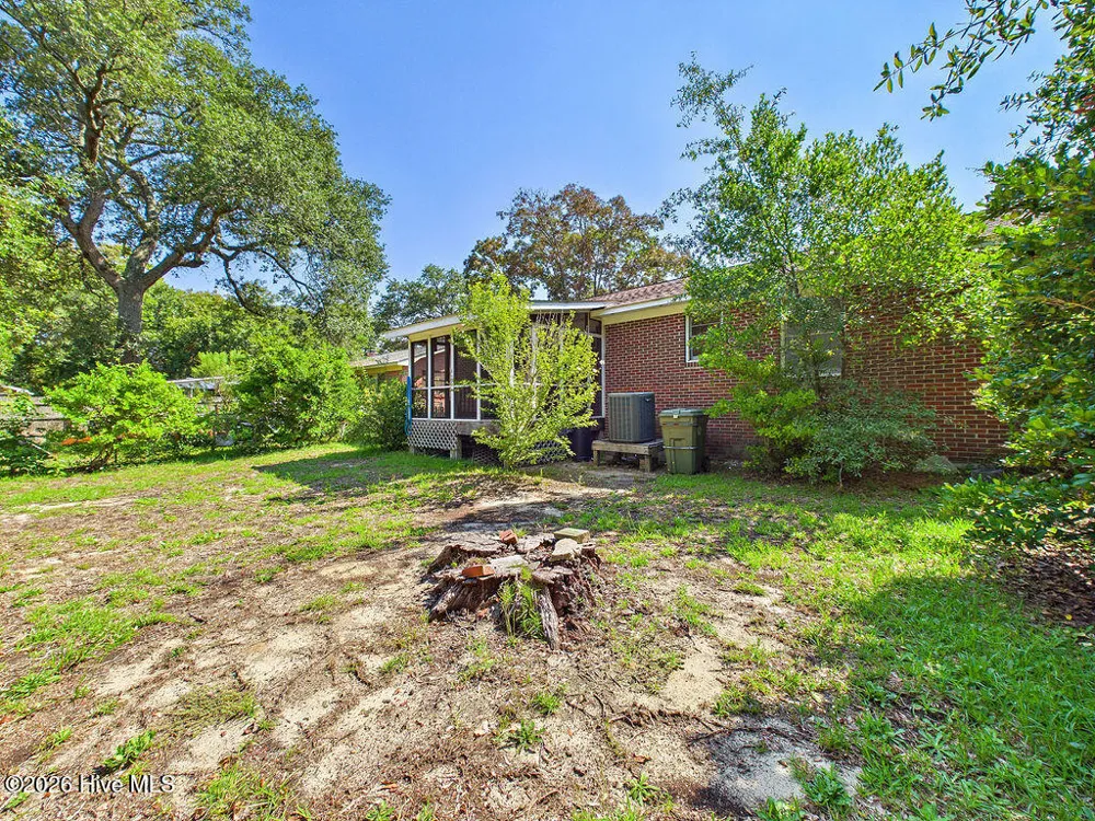 425 Norton Street Oak Island, NC 28465