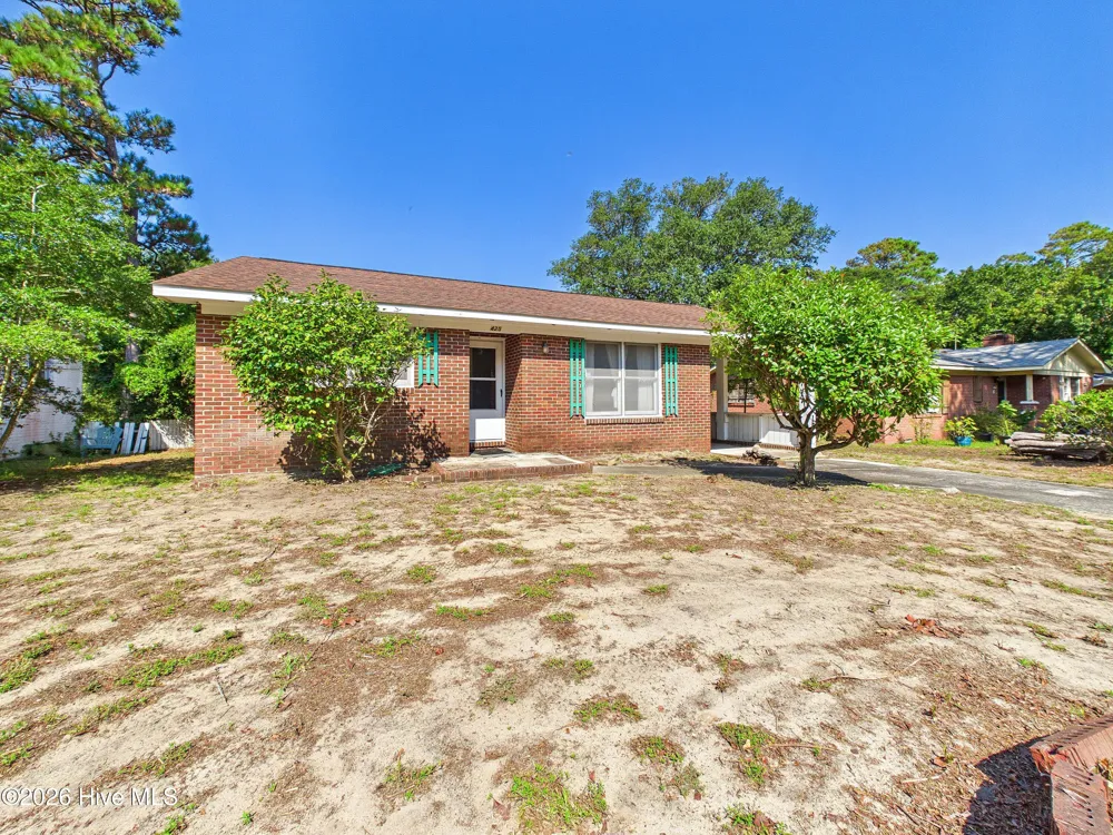 425 Norton Street Oak Island, NC 28465