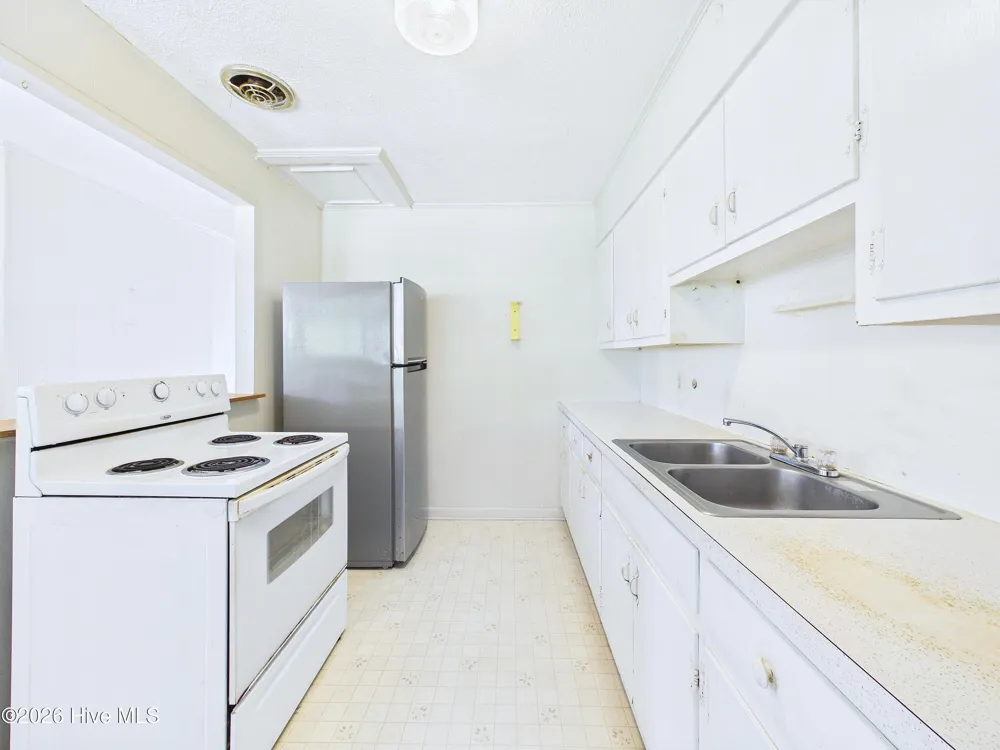 425 Norton Street Oak Island, NC 28465
