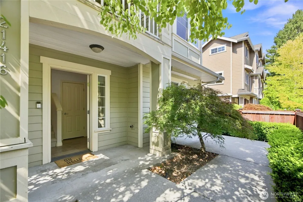 21416 50th Avenue W #3 Mountlake Terrace, WA 98043