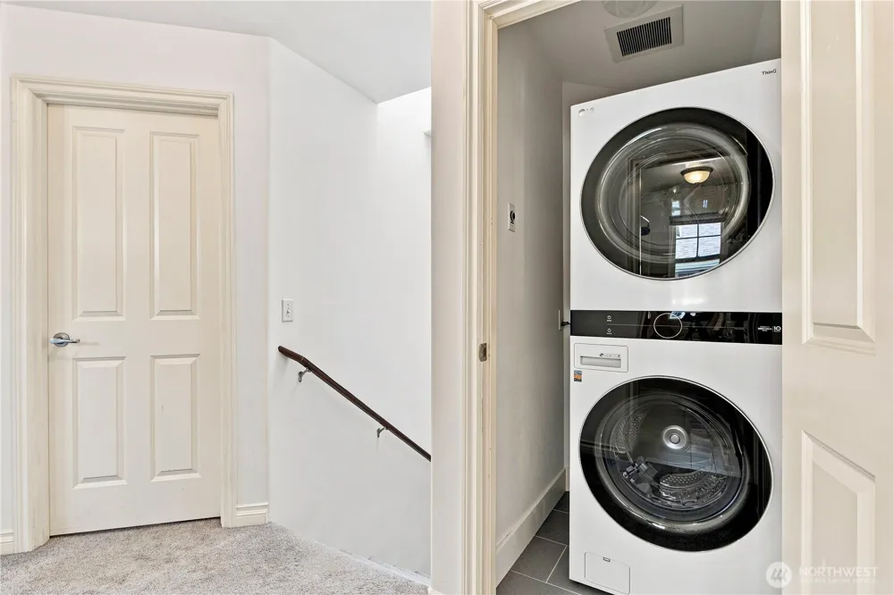 21416 50th Avenue W #3 Mountlake Terrace, WA 98043