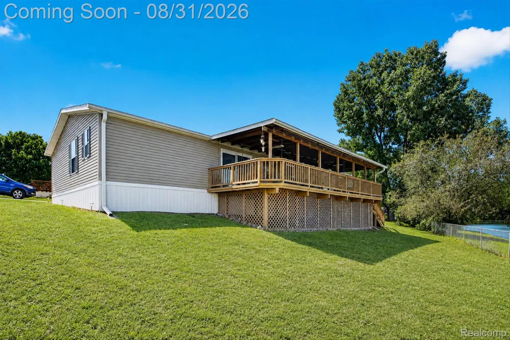14151 E Tyler Dr Plymouth City, MI 48170