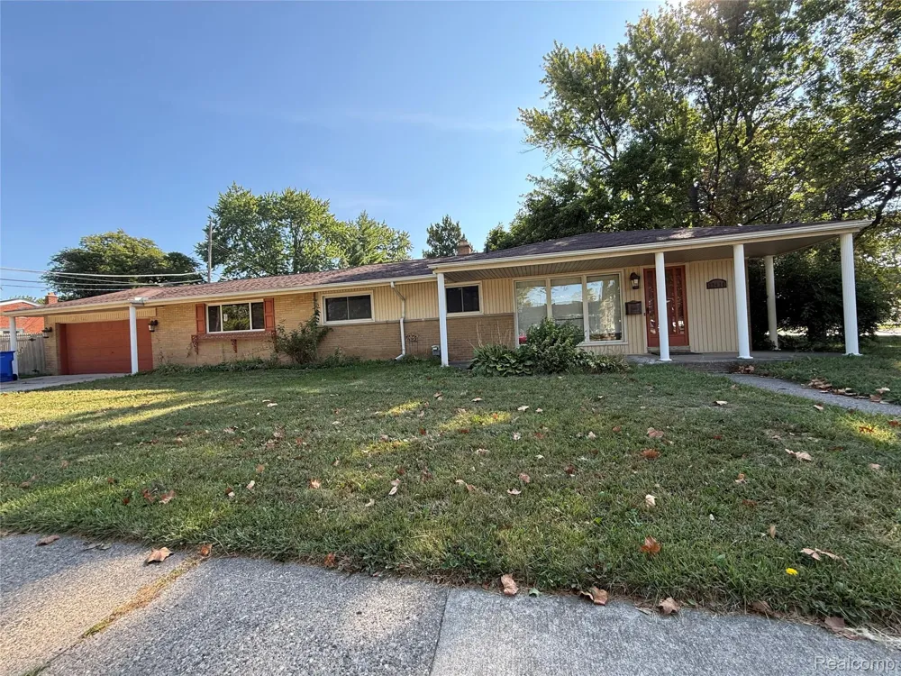 32410 HALMICH DRIVE Warren City, MI 48092