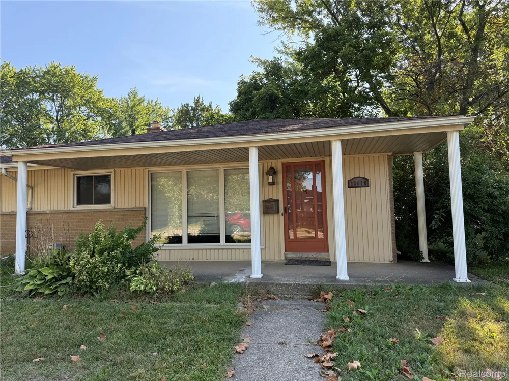 32410 HALMICH DRIVE Warren City, MI 48092