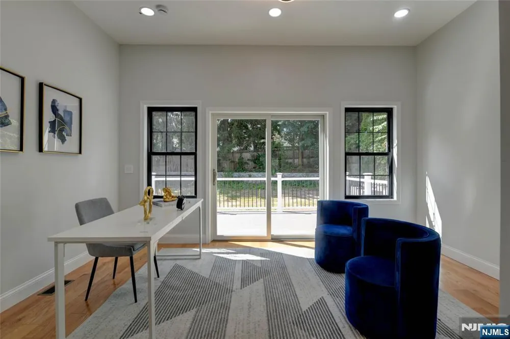 49 Longview Avenue Par-Troy Hills, NJ 07034