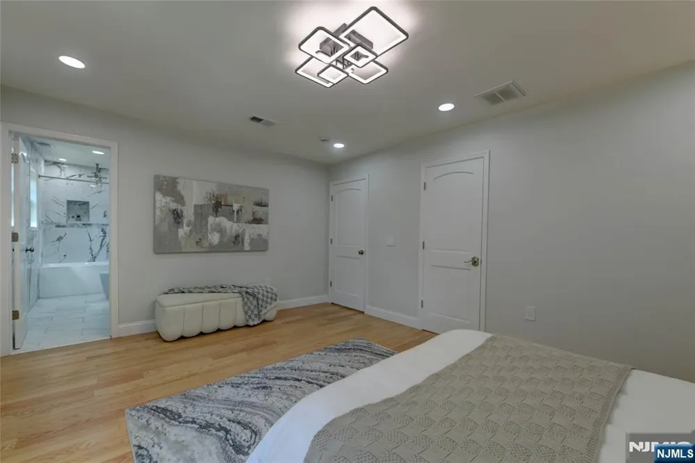49 Longview Avenue Par-Troy Hills, NJ 07034