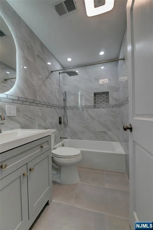 49 Longview Avenue Par-Troy Hills, NJ 07034