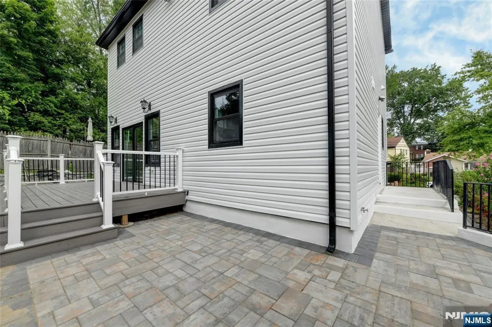 49 Longview Avenue Par-Troy Hills, NJ 07034