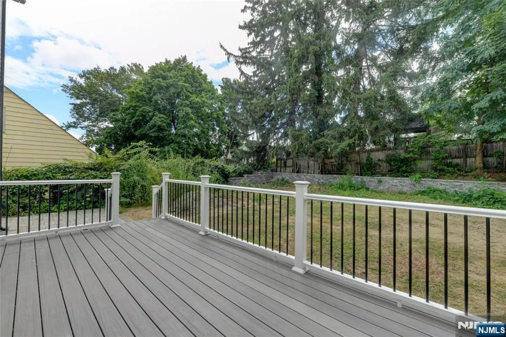 49 Longview Avenue Par-Troy Hills, NJ 07034
