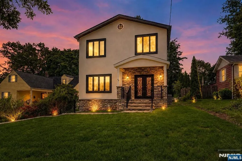 49 Longview Avenue Par-Troy Hills, NJ 07034
