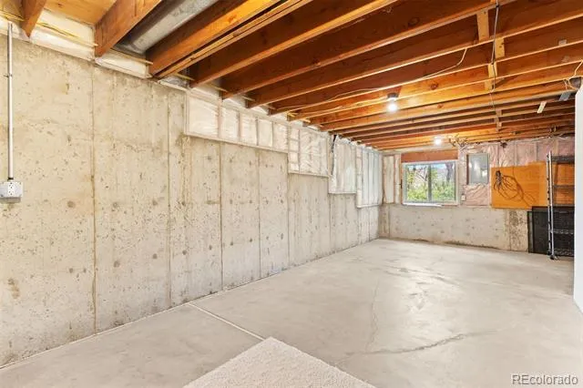 904 Homestake Drive Golden, CO 80401