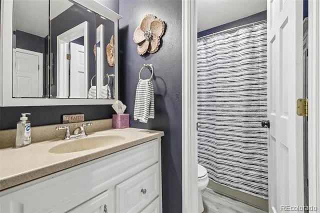 7100 Dry Creek Court Niwot, CO 80503