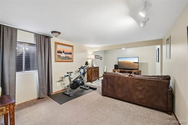 7100 Dry Creek Court Niwot, CO 80503